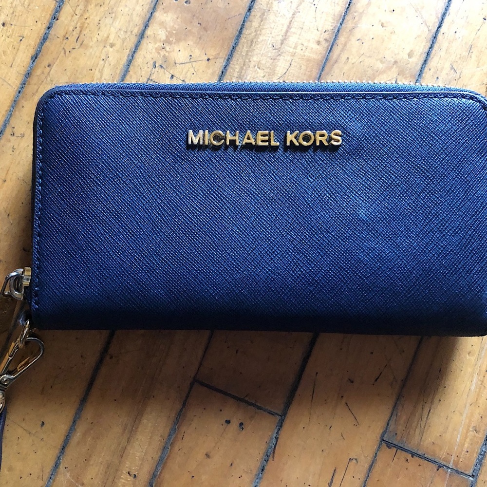 Michael Kors Wrist Wallet